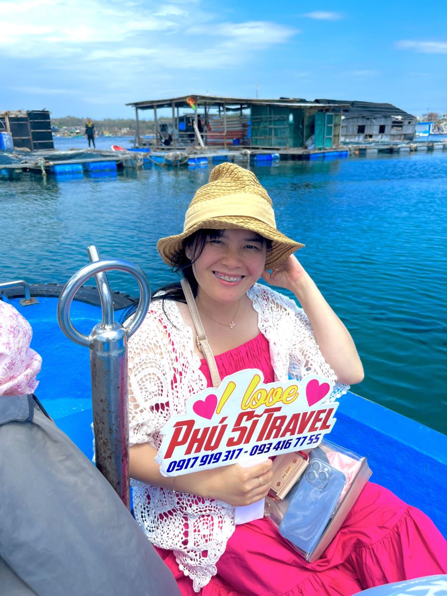 Tour Phú Quý